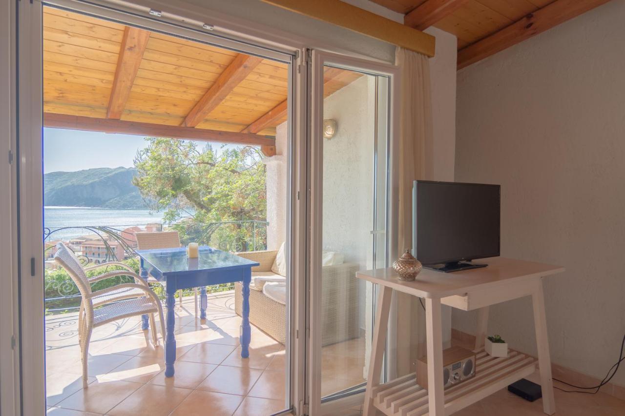 Villa Theodora View Apartments Polimnia 아기오스 게오르기오스 파곤 외부 사진